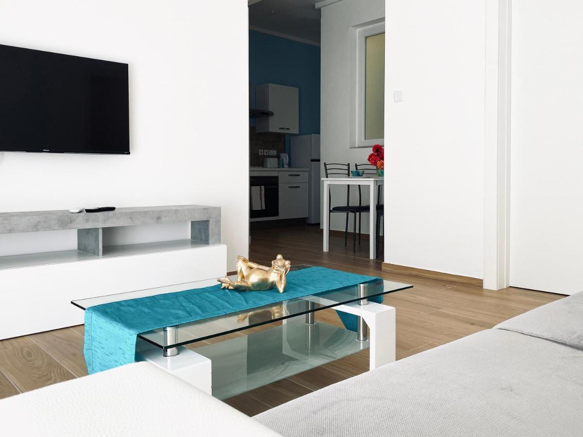 Miami Apartments San Ġiljan Kültér fotó